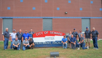 Board tour group shot